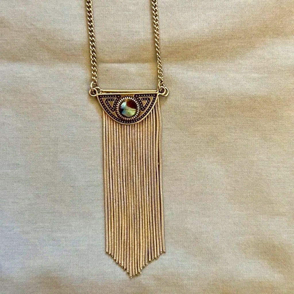 American Eagle Women's Silver Curtain Necklace